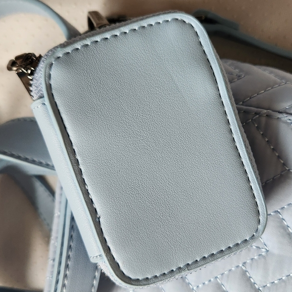 Steve Madden Quilt Handbag. Blue. - Picture 6 of 16